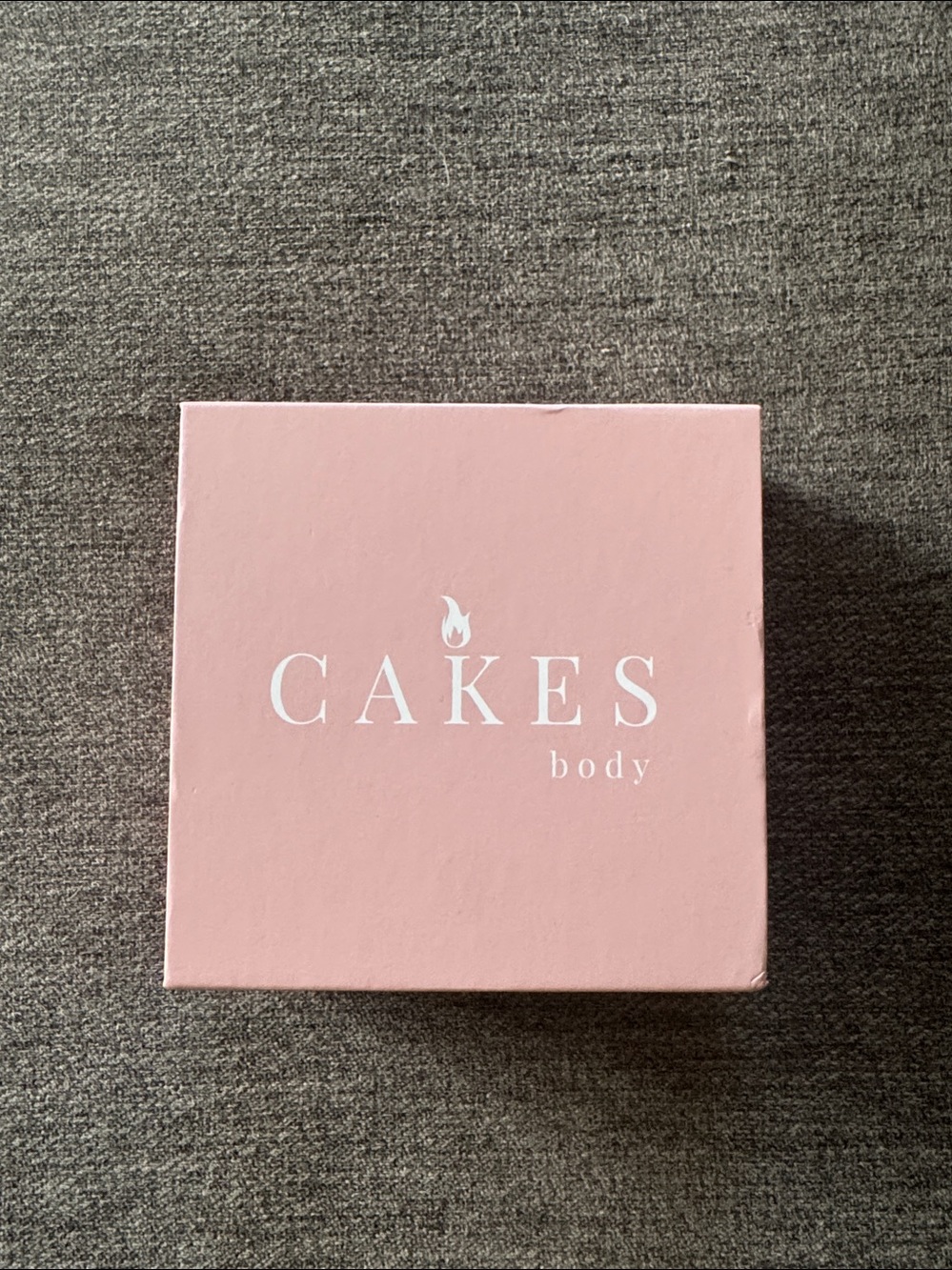 Itty bitty (AA & A cup) CAKES w/Pink Drawstring and original packaging - Picture 2 of 5